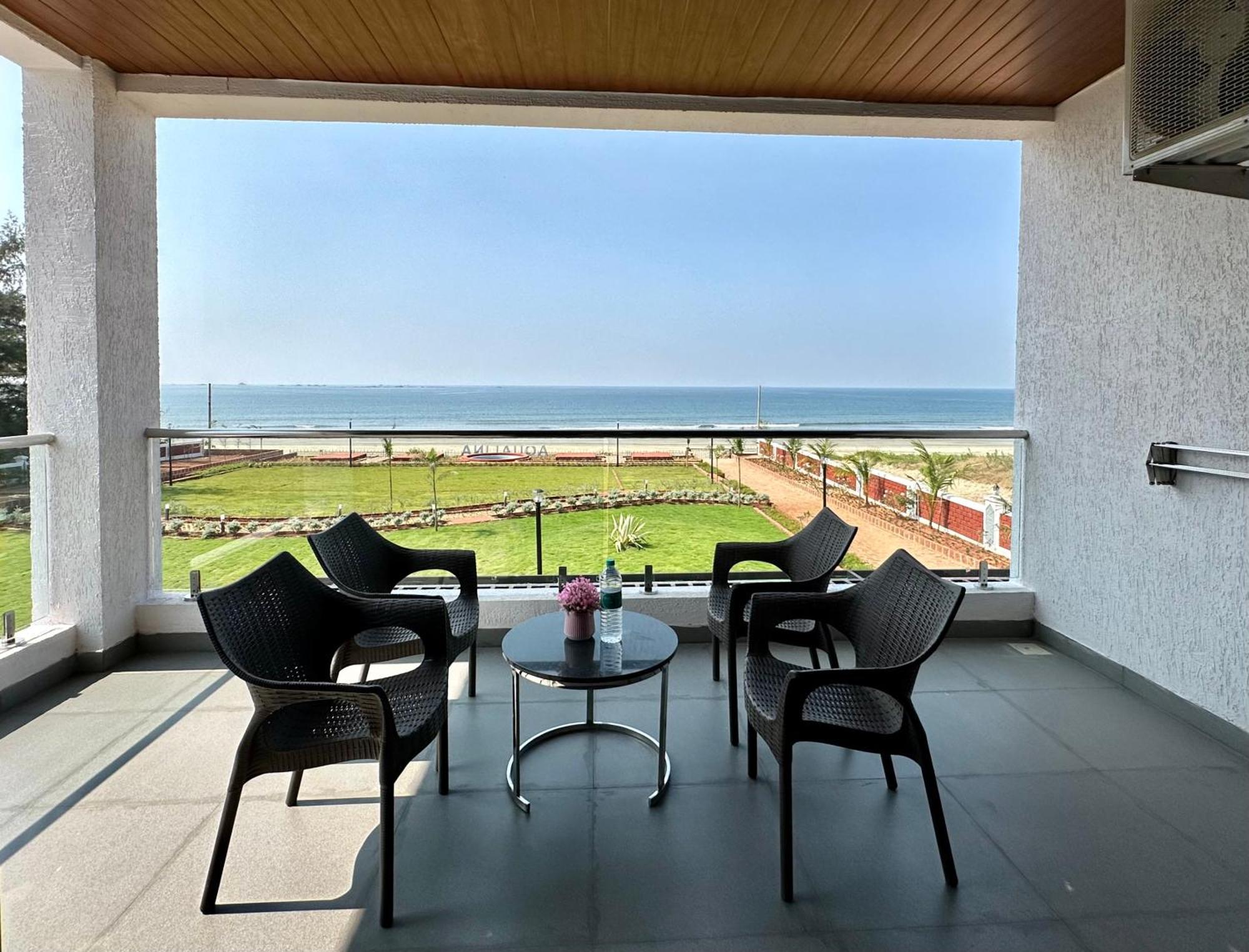 Aqualina Hotel Bhogwe Buitenkant foto
