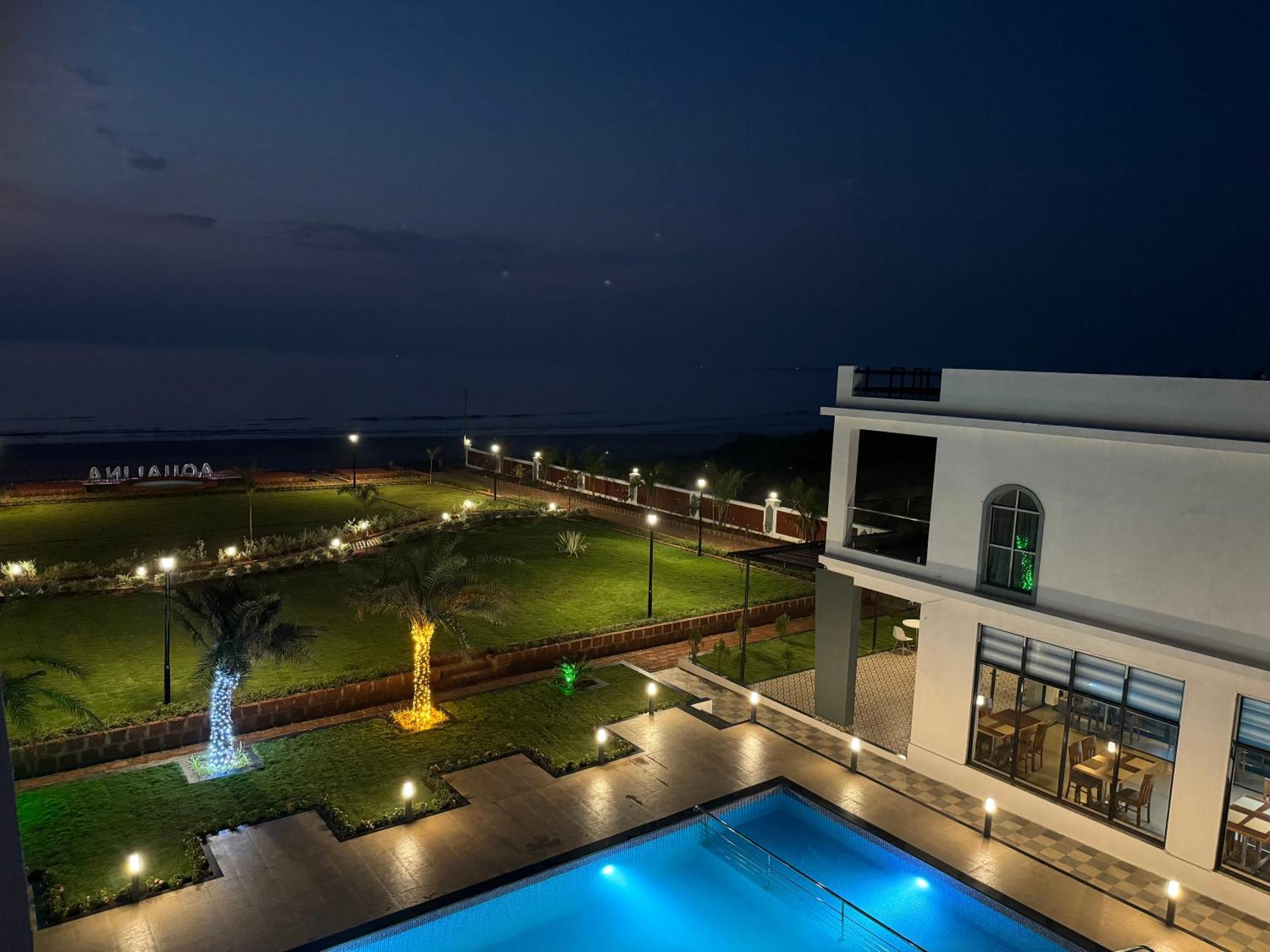 Aqualina Hotel Bhogwe Buitenkant foto